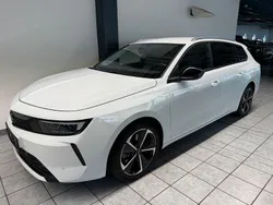 Weiß Gebraucht 2024 Opel Astra Elegance Kombi | 23.999 € (Superpreis)