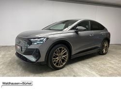 Grau Gebraucht 2022 Audi Q4 Sportback e-tron Sport SUV | 28.950 € (Superpreis)
