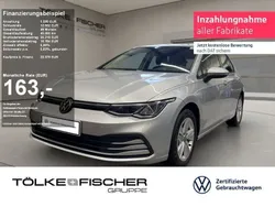 Reflexsilber (metallic) Gebraucht 2022 VW Golf VIII Life Limousine | 22.379 € (Etwas zu teuer)