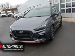 Grau Gebraucht 2019 Hyundai i30 Limousine | 23.990 € (Fairer Preis)