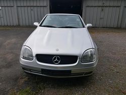 Silber Gebraucht 1997 Mercedes SLK230 Cabrio | 7.500 € (Etwas zu teuer)