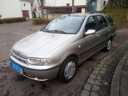 Silber Gebraucht 1999 Fiat Palio Weekend Kombi | 950 €