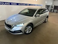 Silber Gebraucht 2021 Skoda Octavia Ambition Limousine | 19.995 € (Guter Preis)