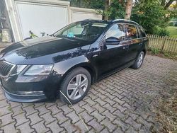 Schwarz Gebraucht 2018 Skoda Octavia LAURIN & KLEMENT Kombi | 10.450 € (Superpreis)