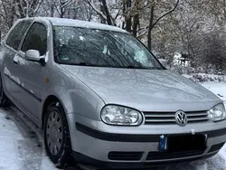 Silber Gebraucht 1999 VW Golf IV Kleinwagen | 1.300 € (Fairer Preis)