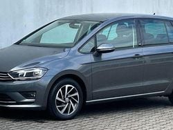 Grau Gebraucht 2017 VW Golf Sportsvan Sound Van / Kleinbus | 13.725 € (Guter Preis)