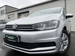 Reflexsilber Gebraucht 2022 VW Touran Comfortline Van / Kleinbus | 26.360 € (Superpreis)