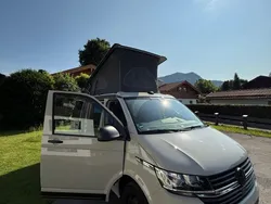 Beige Gebraucht 2023 VW T6.1 Beach Van | 69.999 €