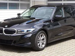Schwarz Gebraucht 2024 BMW 320 Sport Line Kombi | 38.790 € (Fairer Preis)