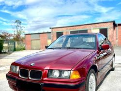 Rot Gebraucht 1993 BMW 316 Basis Cabrio | 7.999 €