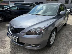 Grau Gebraucht 2004 Mazda 3 Inclusive Limousine | 1.980 € (Guter Preis)