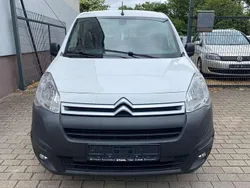 Lack weiss banquise/ Gebraucht 2017 Citroën Berlingo Business Class Van / Kleinbus | 4.800 € (Guter Preis)