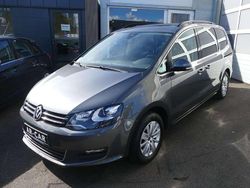 Grau Gebraucht 2015 VW Sharan Van / Kleinbus | 13.990 € (Fairer Preis)