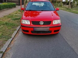 Rot Gebraucht 2000 VW Polo Kleinwagen | 1.600 € (Fairer Preis)