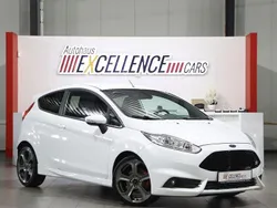 Weiß Gebraucht 2017 Ford Fiesta Performance Edition Kleinwagen | 12.444 € (Fairer Preis)