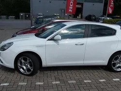 Weiß Gebraucht 2020 Alfa Romeo Giulietta Super Kleinwagen | 15.250 € (Superpreis)