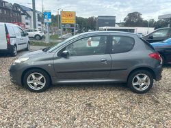 Gebraucht 2011 Peugeot 206+ Kleinwagen | 2.200 € (Fairer Preis)