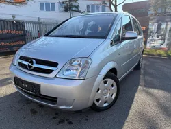 Silber Gebraucht 2005 Opel Meriva Van / Kleinbus | 1.990 € (Guter Preis)