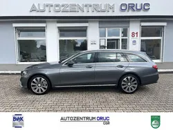 Grau Gebraucht 2017 Mercedes E250 Avantgarde Limousine | 24.980 € (Fairer Preis)