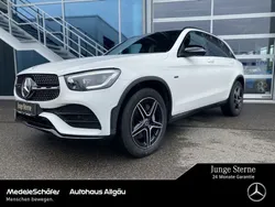 Unilack polarweiß Gebraucht 2021 Mercedes GLC300e AMG SUV | 42.740 € (Etwas zu teuer)