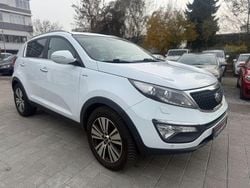 Weiß Gebraucht 2015 Kia Sportage Spirit SUV | 8.999 € (Guter Preis)