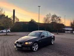 Braun Gebraucht 2011 BMW 320 Exclusive Coupé | 9.100 € (Fairer Preis)