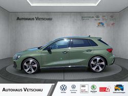 Distriktgrün Gebraucht 2024 Audi A3 Sportback S-Line Limousine | 49.880 €