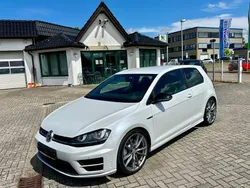 Weiß Gebraucht 2016 VW Golf VII R Limousine | 22.350 € (Fairer Preis)