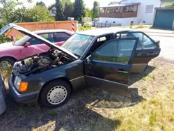 Schwarz Gebraucht 1990 Mercedes E200 Limousine | 1.600 €