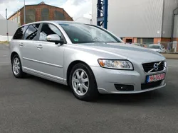 Silber Gebraucht 2011 Volvo V50 Business Edition Kombi | 3.499 € (Guter Preis)