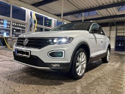 Weiß Gebraucht 2017 VW T-Roc Style SUV | 20.500 € (Etwas zu teuer)