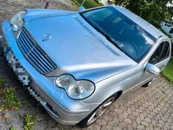 Silber Gebraucht 2003 Mercedes C180 Limousine | 2.990 € (Fairer Preis)