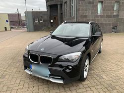 Schwarz Gebraucht 2011 BMW X1 M Sport SUV | 6.767 € (Fairer Preis)