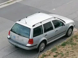 Silber Gebraucht 2000 VW Golf IV Kombi | 1.390 € (Etwas zu teuer)