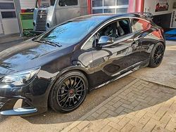 Schwarz Gebraucht 2013 Opel Astra OPC Limousine | 14.500 €