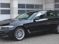 Schwarz Gebraucht 2023 BMW 520 Kombi | 32.790 € (Superpreis)