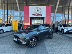 Grau Neu 2025 Toyota Yaris Cross SUV | 31.690 €