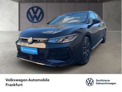 Grenadillschwarz metallic Gebraucht 2024 VW Passat R-line Kombi | 46.980 €