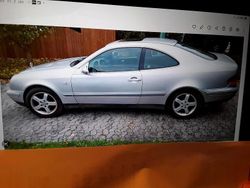 Silber Gebraucht 1998 Mercedes CLK200 Coupé | 2.985 €