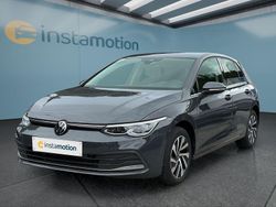 Grau Gebraucht 2021 VW Golf VIII Kleinwagen | 18.599 € (Guter Preis)