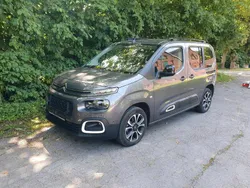 Silber Gebraucht 2023 Citroën Berlingo Van / Kleinbus | 28.888 € (Etwas zu teuer)