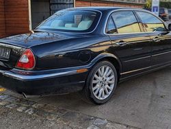 Schwarz Gebraucht 2005 Jaguar XJ8 Sovereign Limousine | 17.500 €
