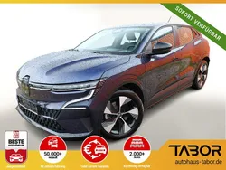 Bordeaux Gebraucht 2022 Renault Mégane Equilibre Limousine | 23.988 € (Etwas zu teuer)