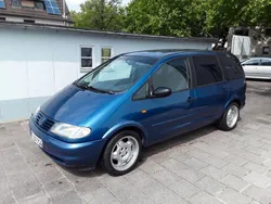Blau Gebraucht 1996 VW Sharan Comfortline Van / Kleinbus | 1.700 € (Etwas zu teuer)