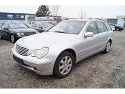 Brillantsilber metalliclack Gebraucht 2002 Mercedes C240 Kombi | 3.998 € (Etwas zu teuer)