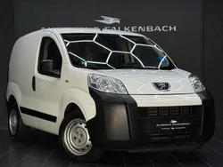 Weiß Gebraucht 2011 Peugeot Bipper Avantage Van / Kleinbus | 5.199 € (Fairer Preis)