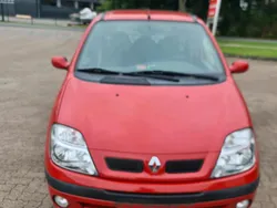 Rot Gebraucht 2001 Renault Scénic Van / Kleinbus | 1.999 € (Fairer Preis)