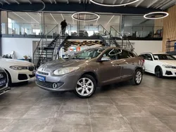Grau Gebraucht 2010 Renault Fluence Dynamique Limousine | 5.499 € (Fairer Preis)