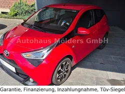 Rot Gebraucht 2018 Toyota Aygo Kleinwagen | 8.950 € (Fairer Preis)