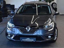 Grau Gebraucht 2020 Renault Mégane IV Business Limousine | 8.980 € (Teuer)